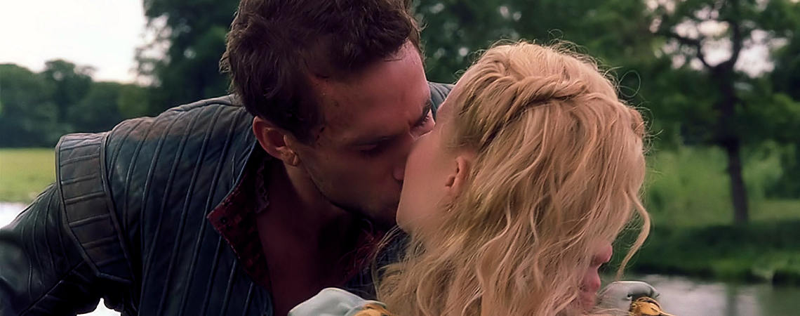 Joseph  Fiennes, Gwyneth Paltrow | "Shakespeare in Love" (1998) **