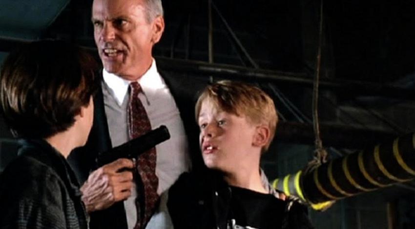 Michael Maccaron, Chelcie Rosse, Macaulay Culkin | "Ri¢hie Ri¢h" (1994)